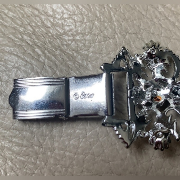 Coro Jeweled Vintage Bracelet - Picture 10 of 16